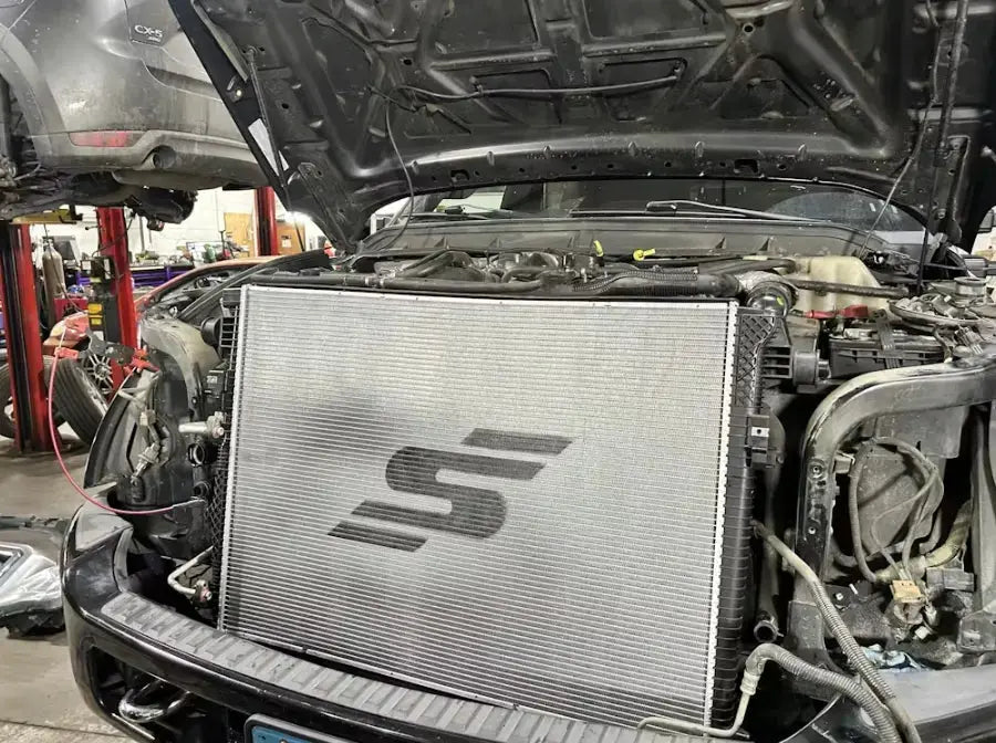 ford super duty Radiator on F350